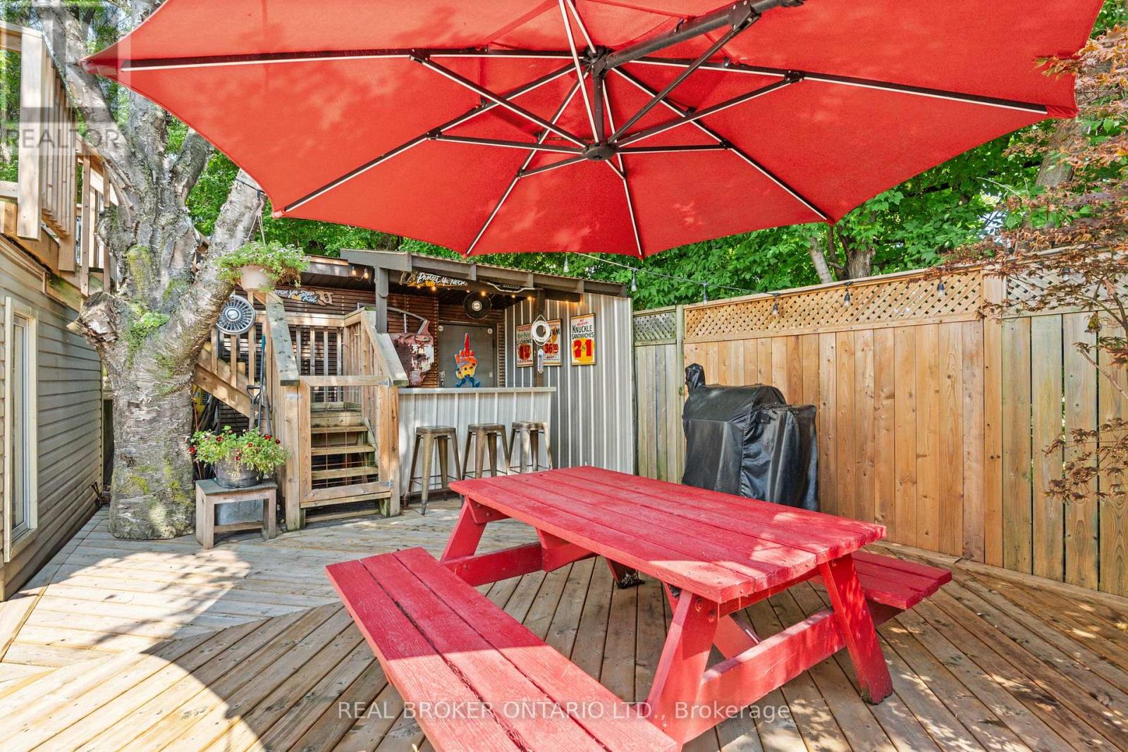 5 Acorn Avenue Property Photo 22