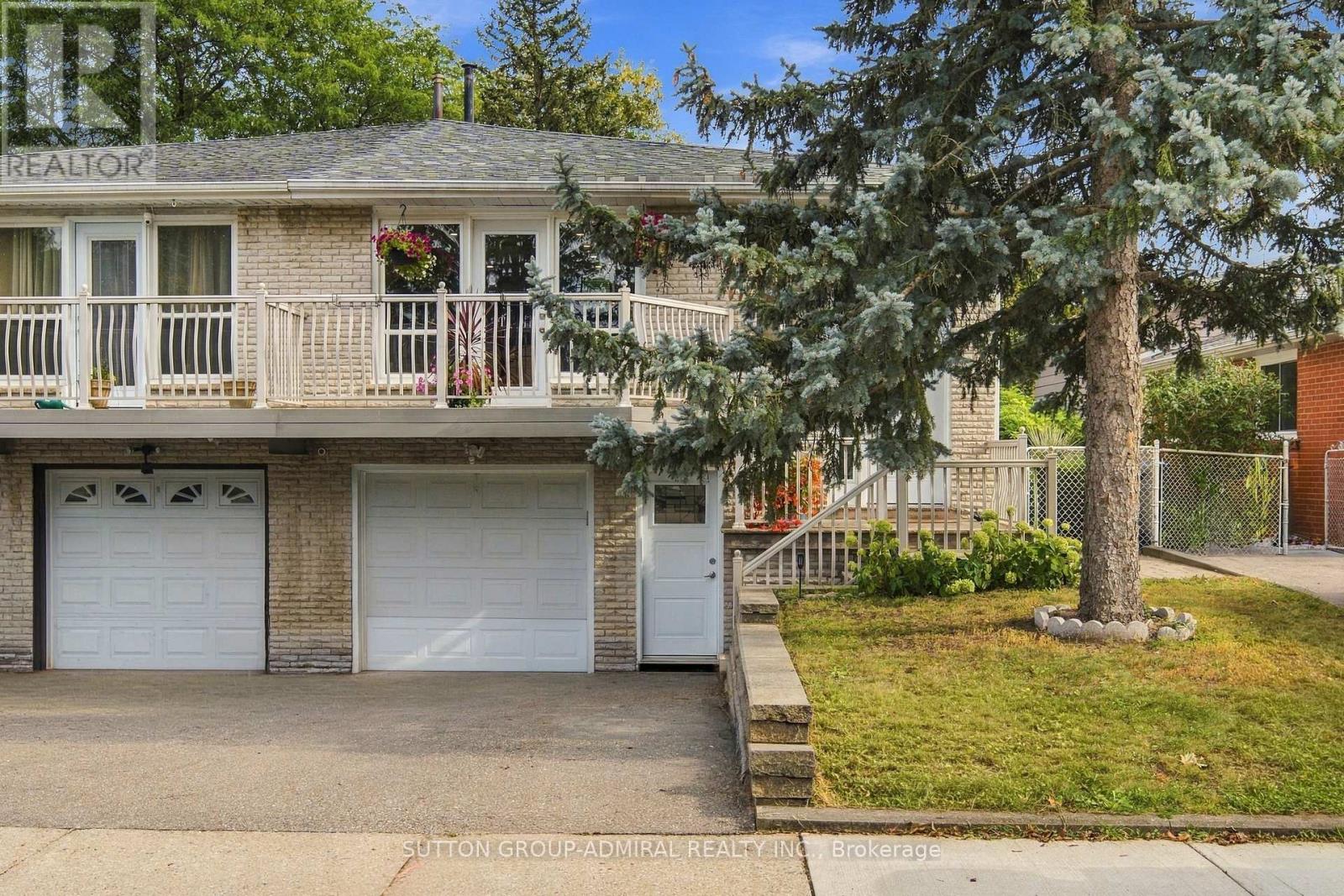 1871 Silverberry Crescent Property Photo 4