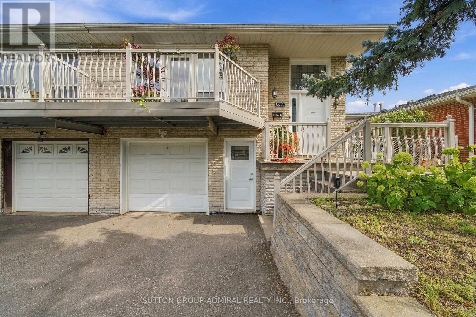 1871 Silverberry Crescent Property Photo 7