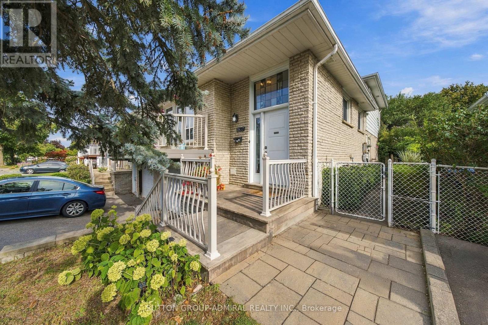 1871 Silverberry Crescent Property Photo 8