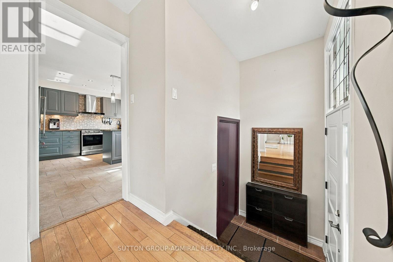 1871 Silverberry Crescent Property Photo 10