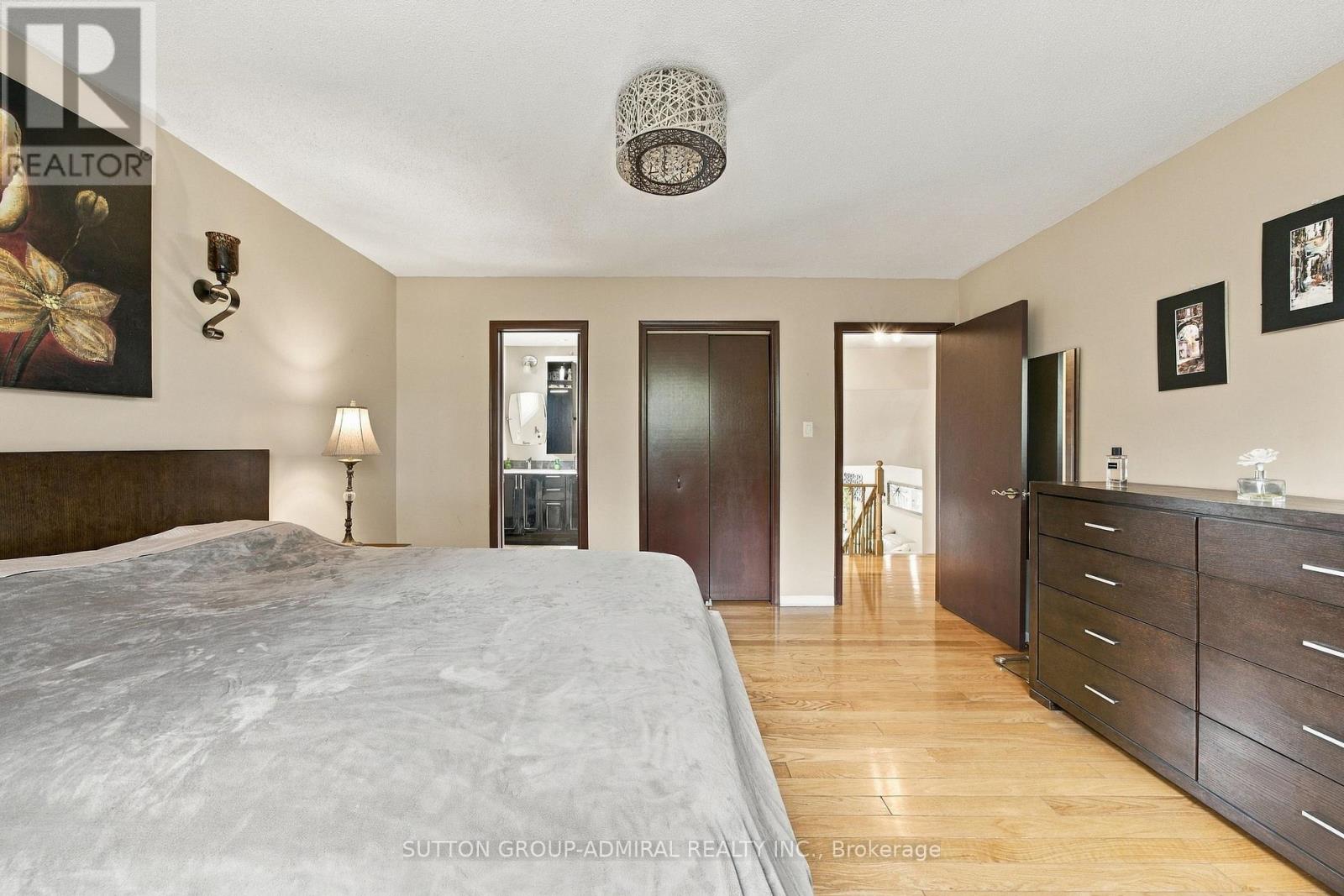1871 Silverberry Crescent Property Photo 25