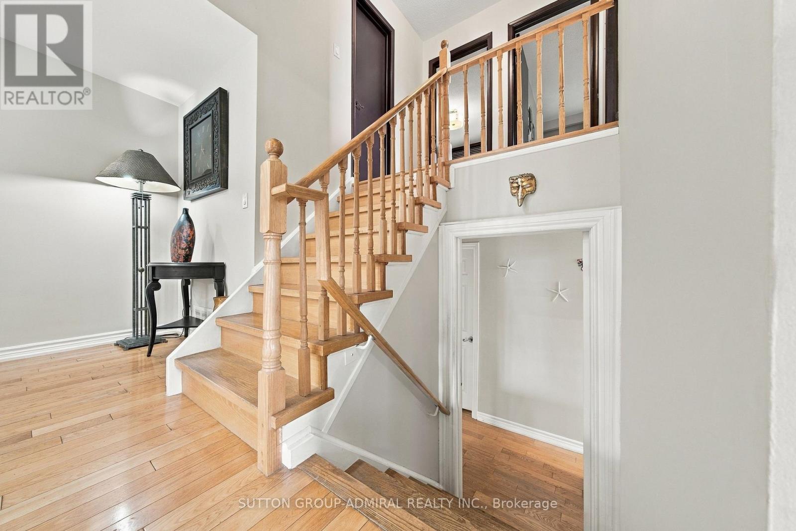 1871 Silverberry Crescent Property Photo 28