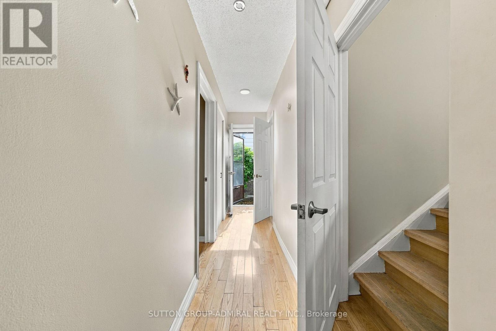 1871 Silverberry Crescent Property Photo 29