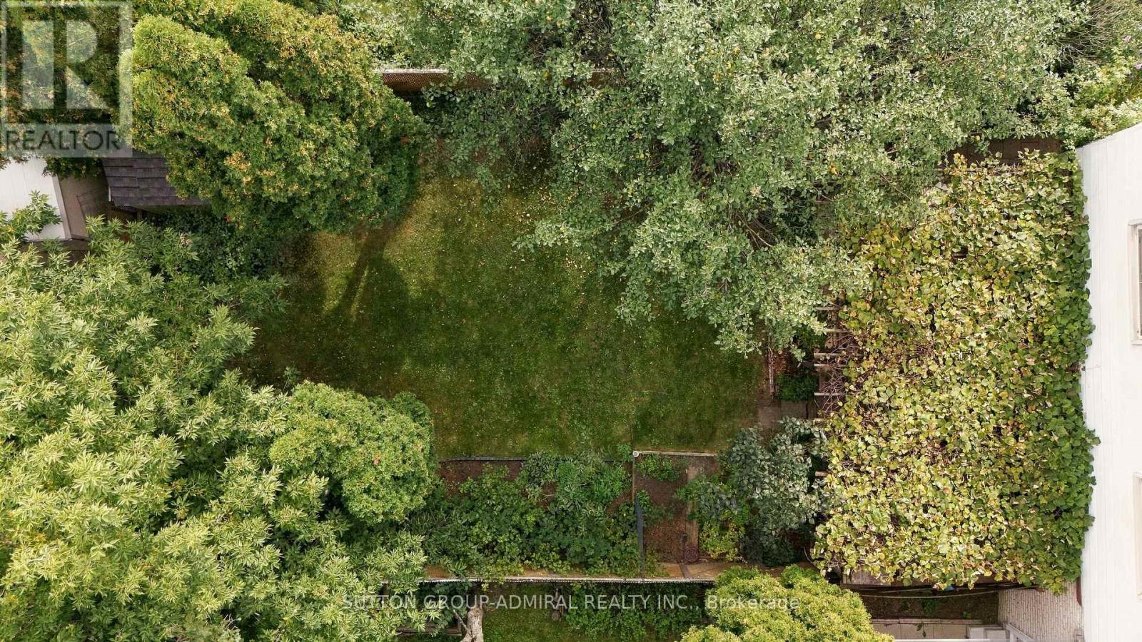 1871 Silverberry Crescent Property Photo 44