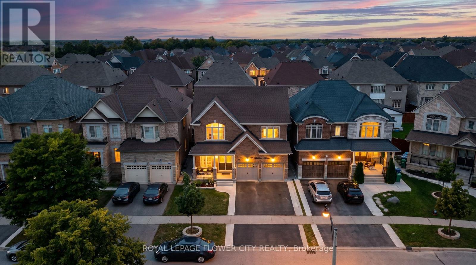 19 Solstice Street Property Photo 1