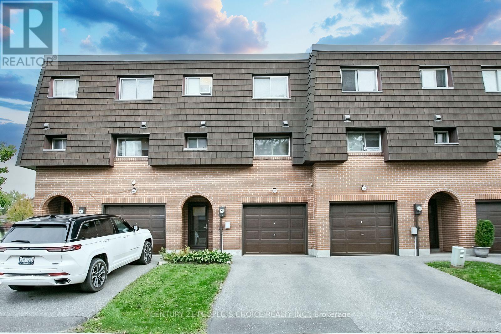 98 Darras Court Property Photo 1