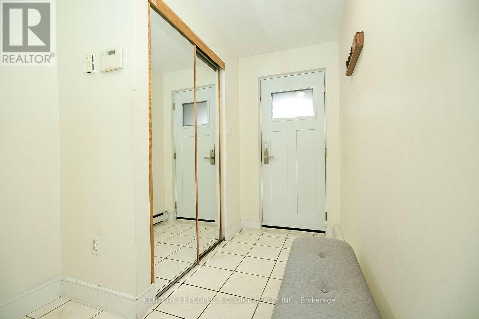 98 Darras Court Property Photo 5