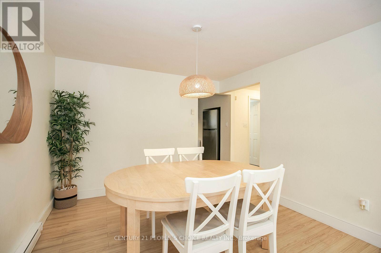 98 Darras Court Property Photo 14