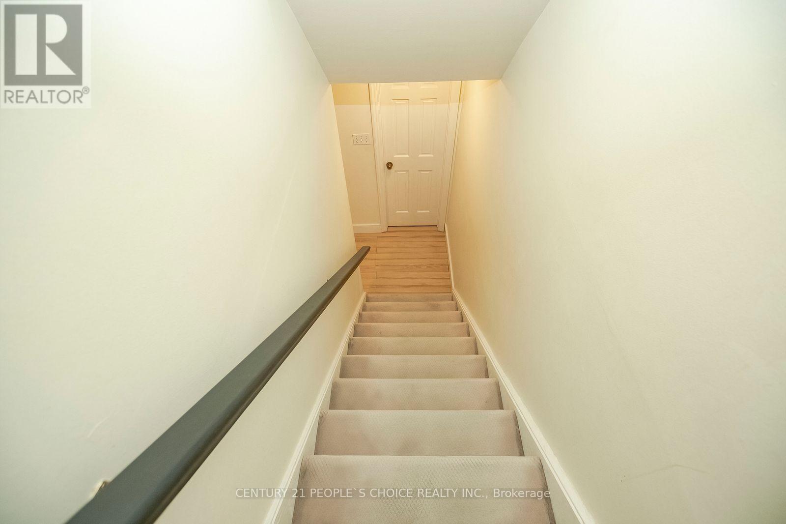 98 Darras Court Property Photo 22