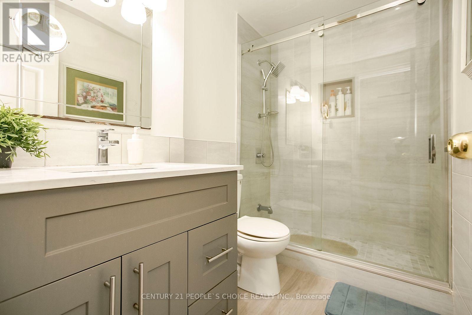 98 Darras Court Property Photo 23
