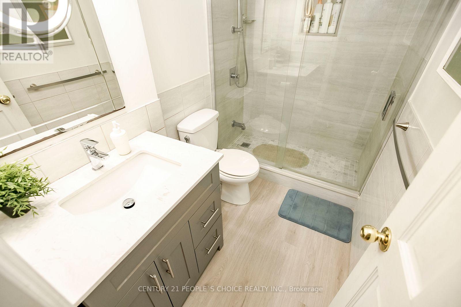 98 Darras Court Property Photo 24