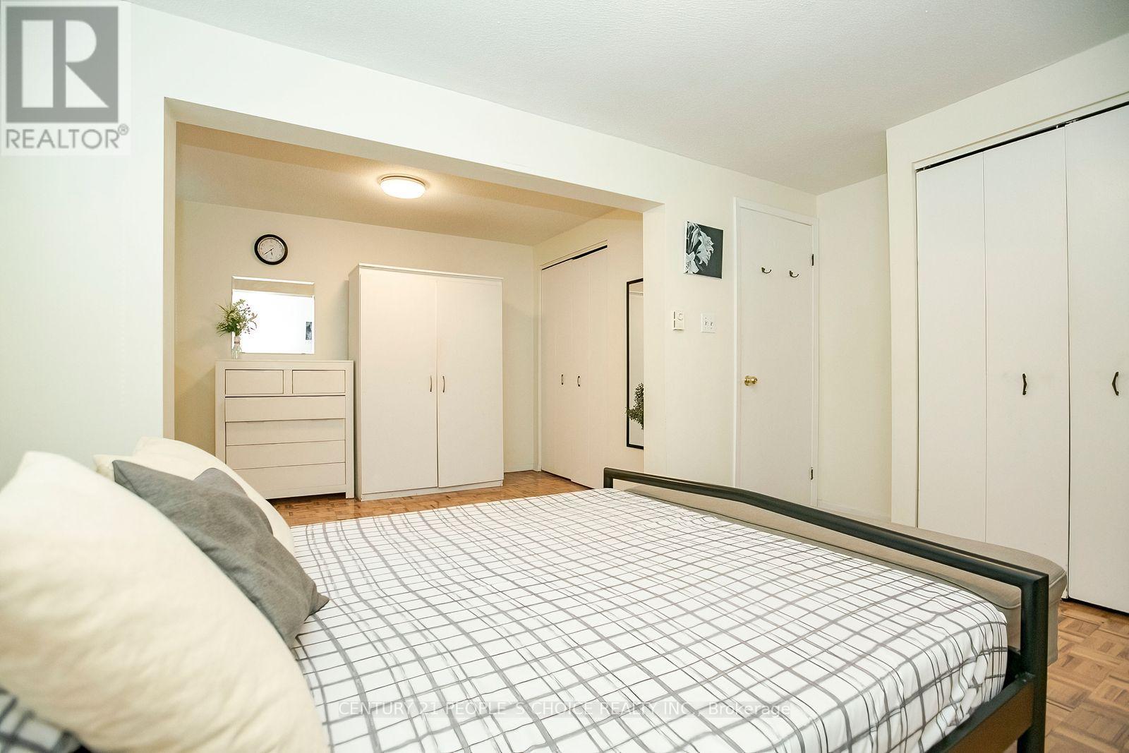 98 Darras Court Property Photo 28