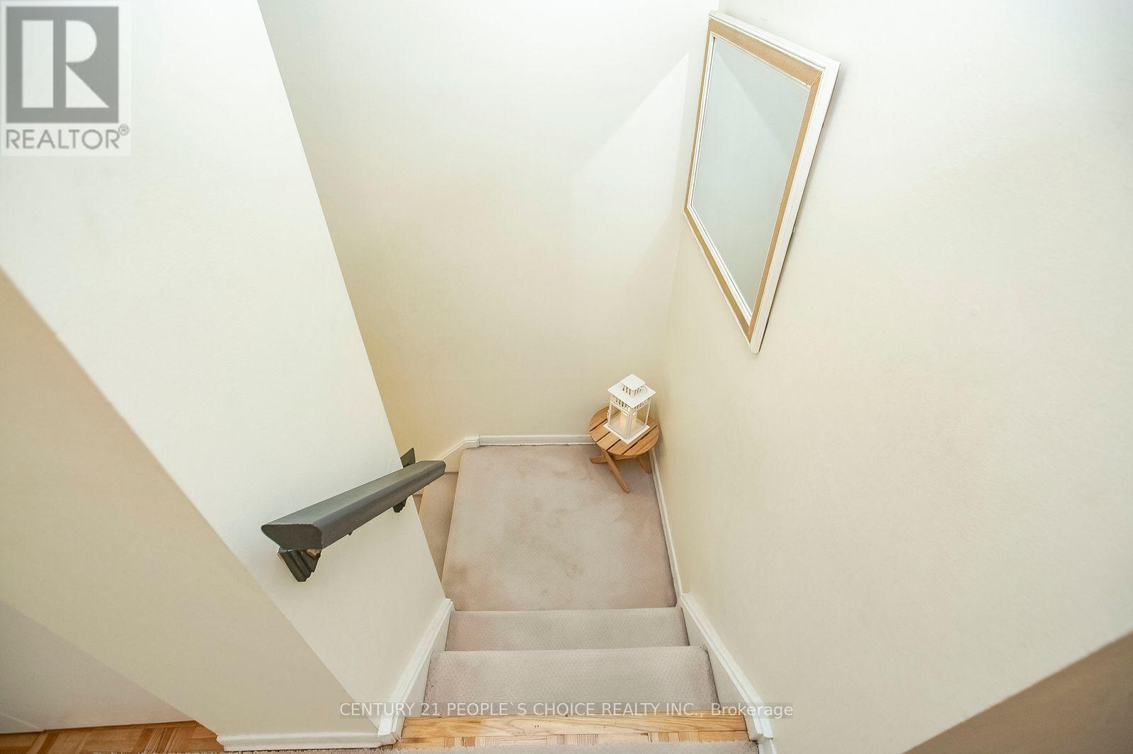 98 Darras Court Property Photo 30