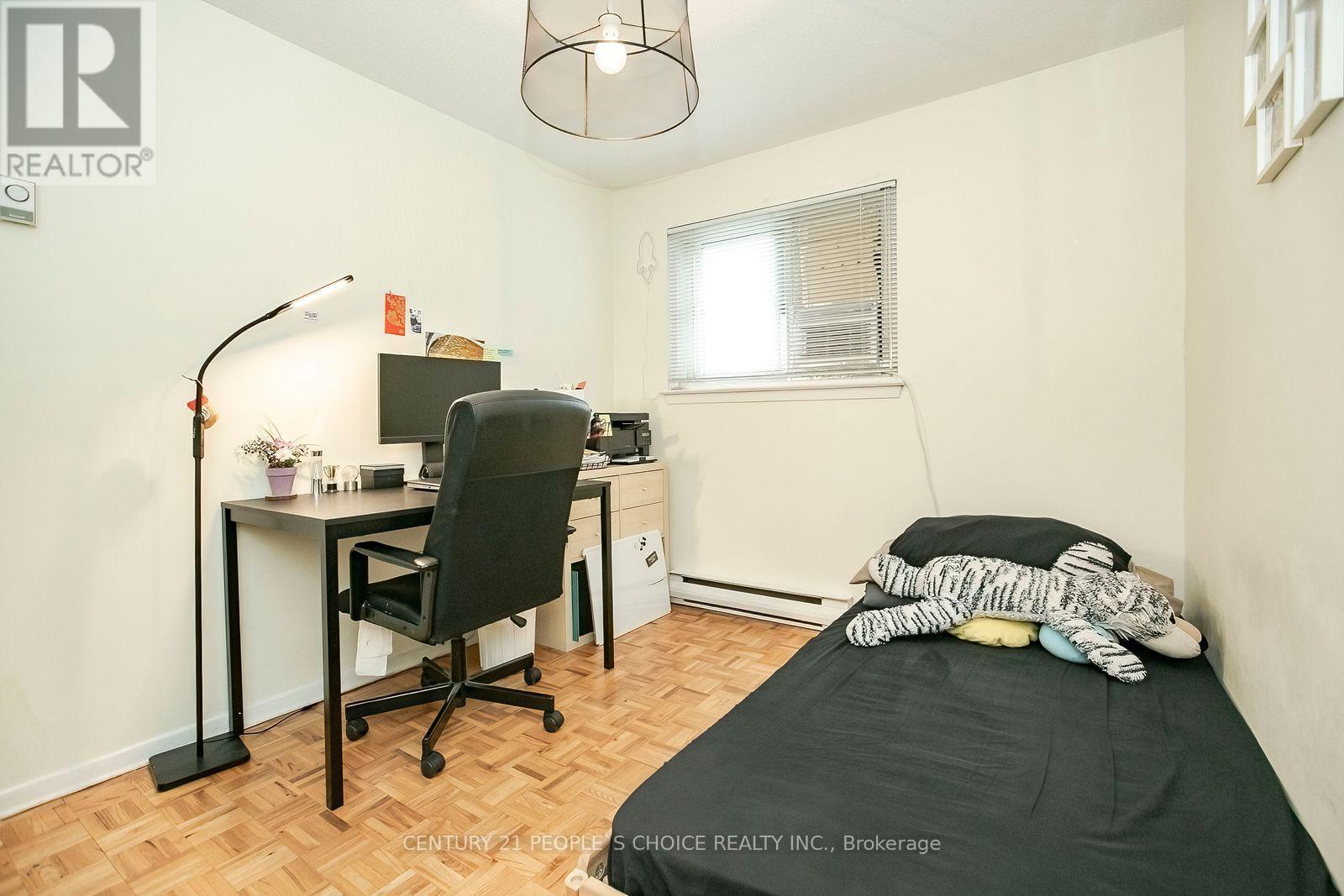 98 Darras Court Property Photo 31