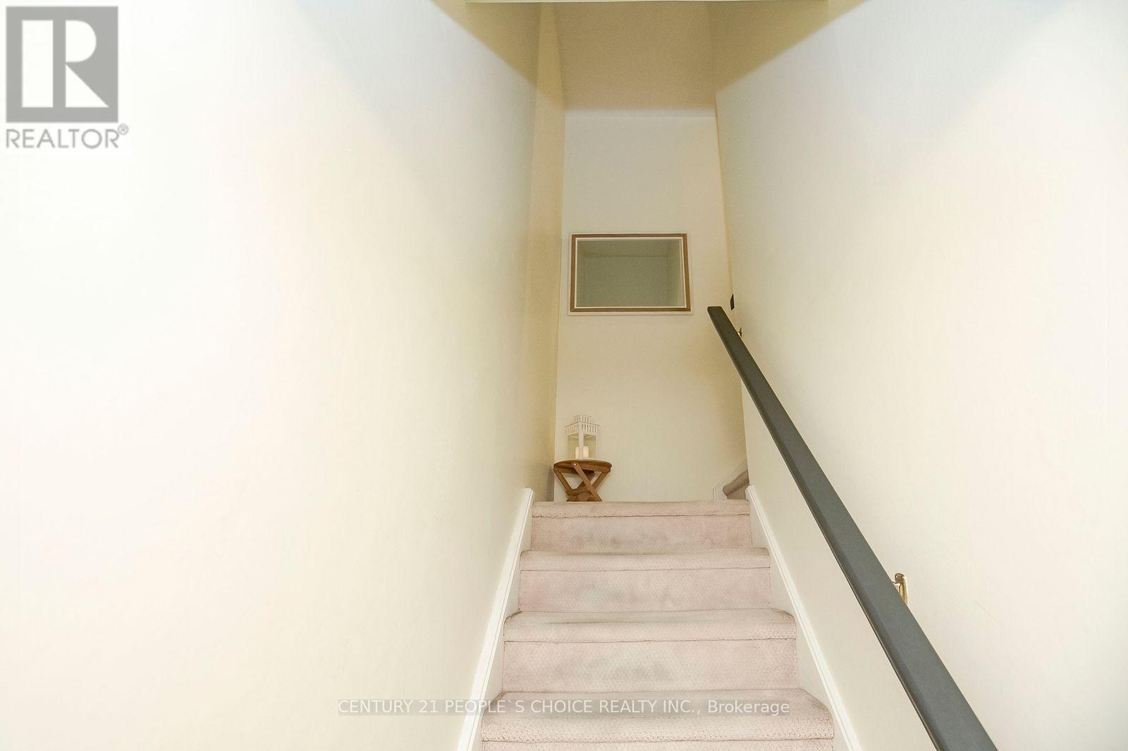 98 Darras Court Property Photo 34
