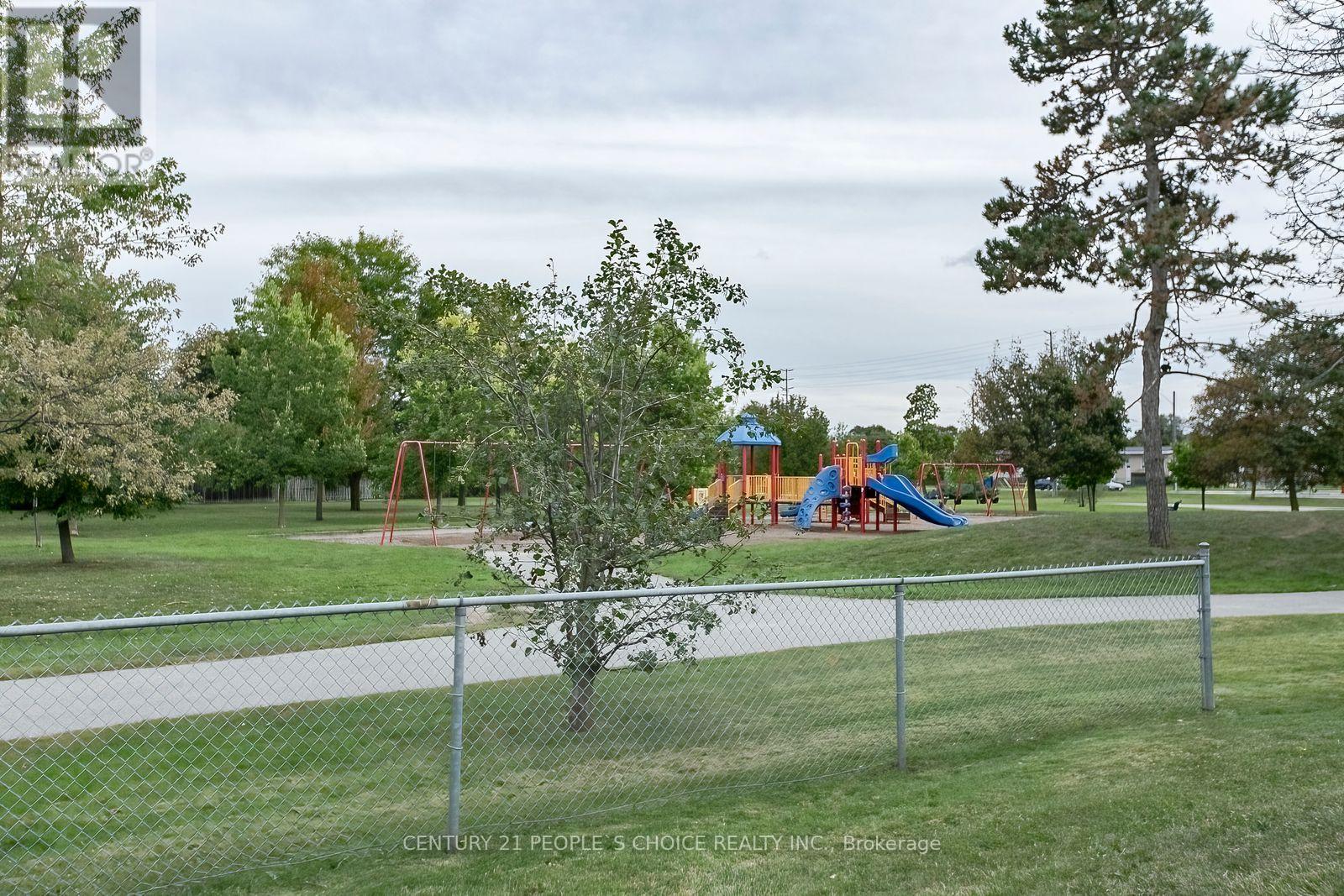98 Darras Court Property Photo 43