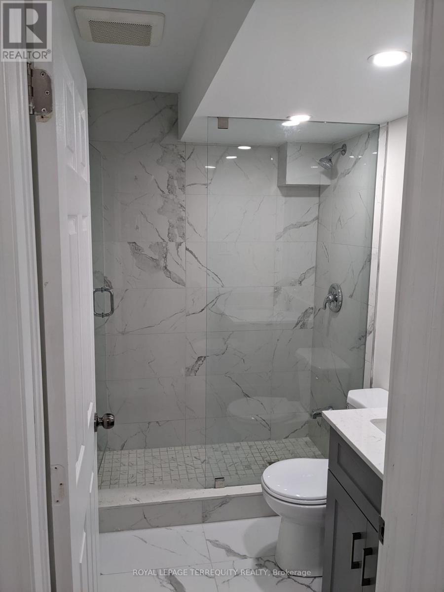 11 Stedford Crescent Property Photo 6