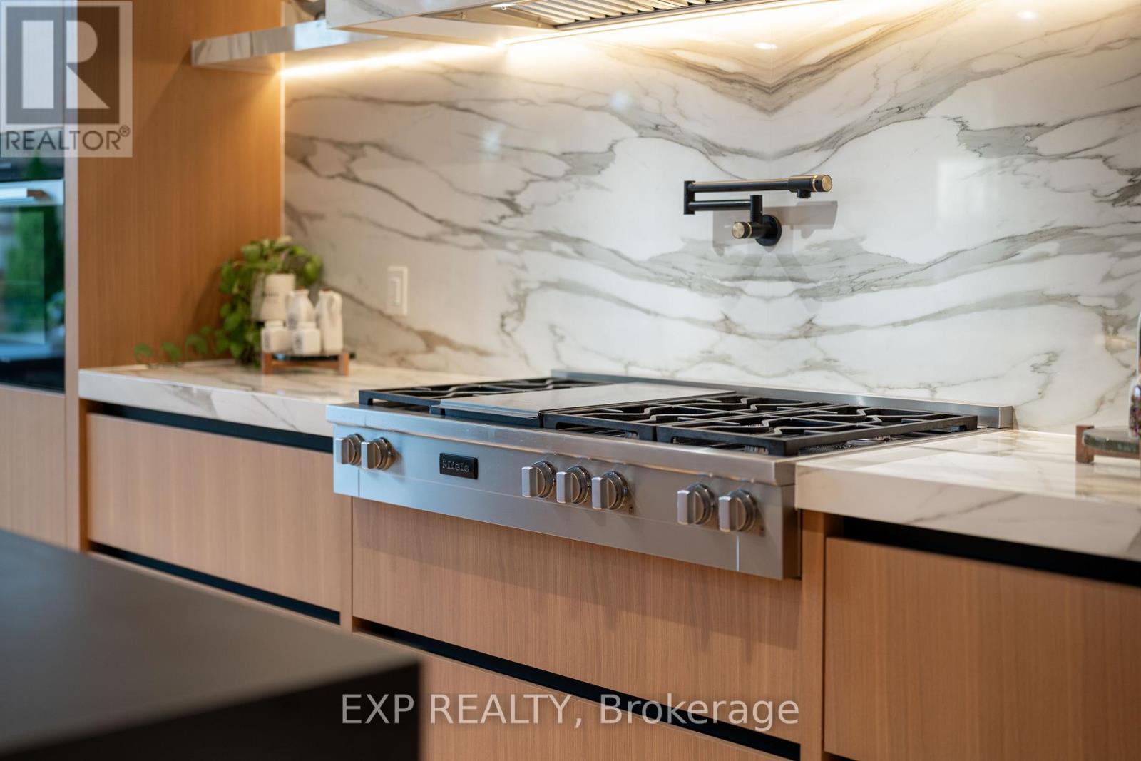 65 Edgecroft Road Property Photo 12