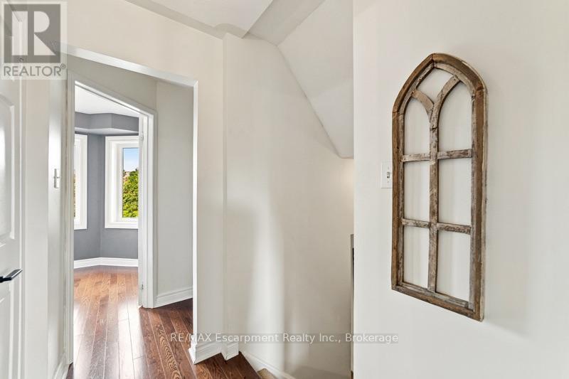 272 Glenashton Drive Property Photo 15