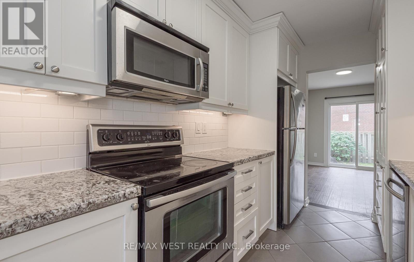 104 - 900 Central Park Drive Property Photo 11