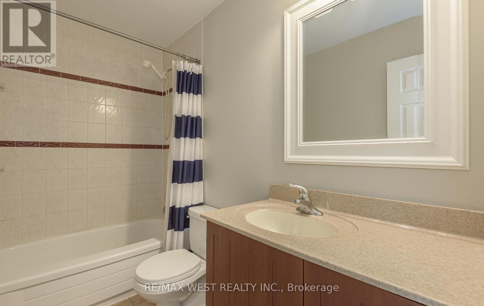 104 - 900 Central Park Drive Property Photo 24