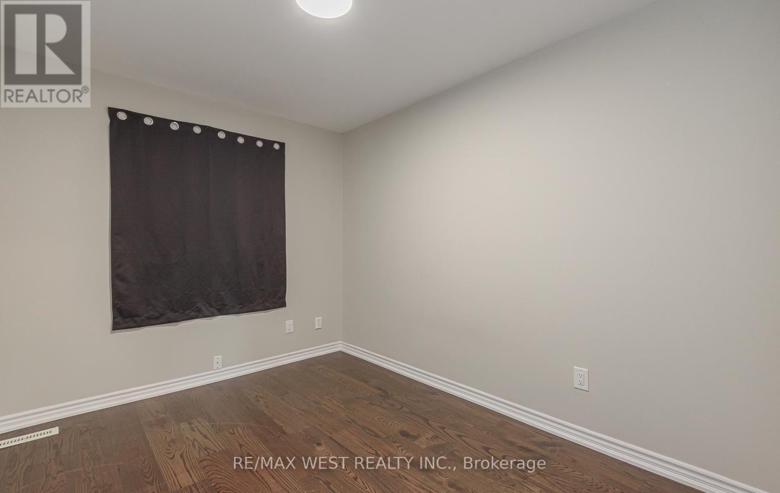 104 - 900 Central Park Drive Property Photo 27