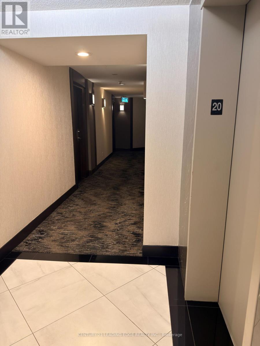 2019 - 3888 Duke Of York Boulevard Property Photo 3