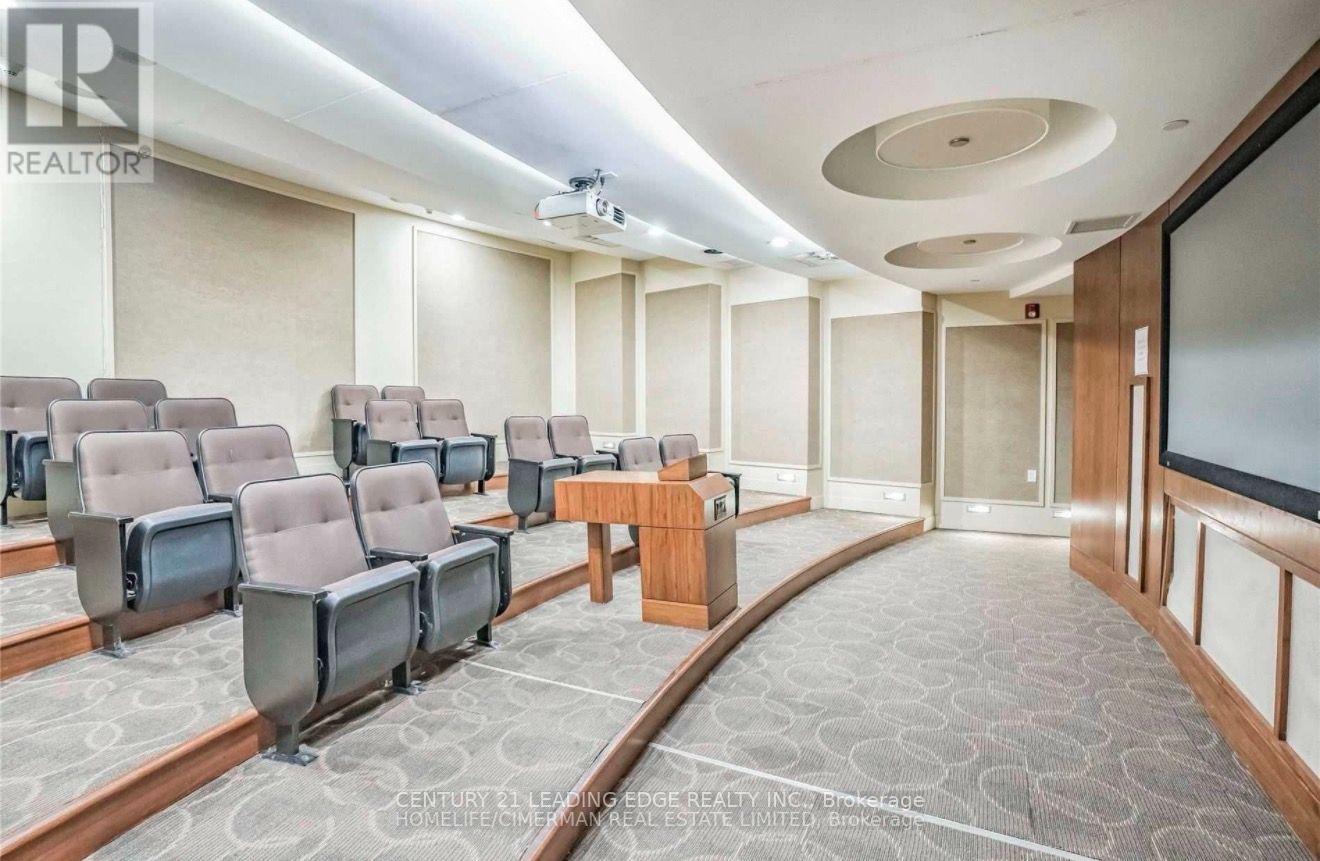 2019 - 3888 Duke Of York Boulevard Property Photo 18