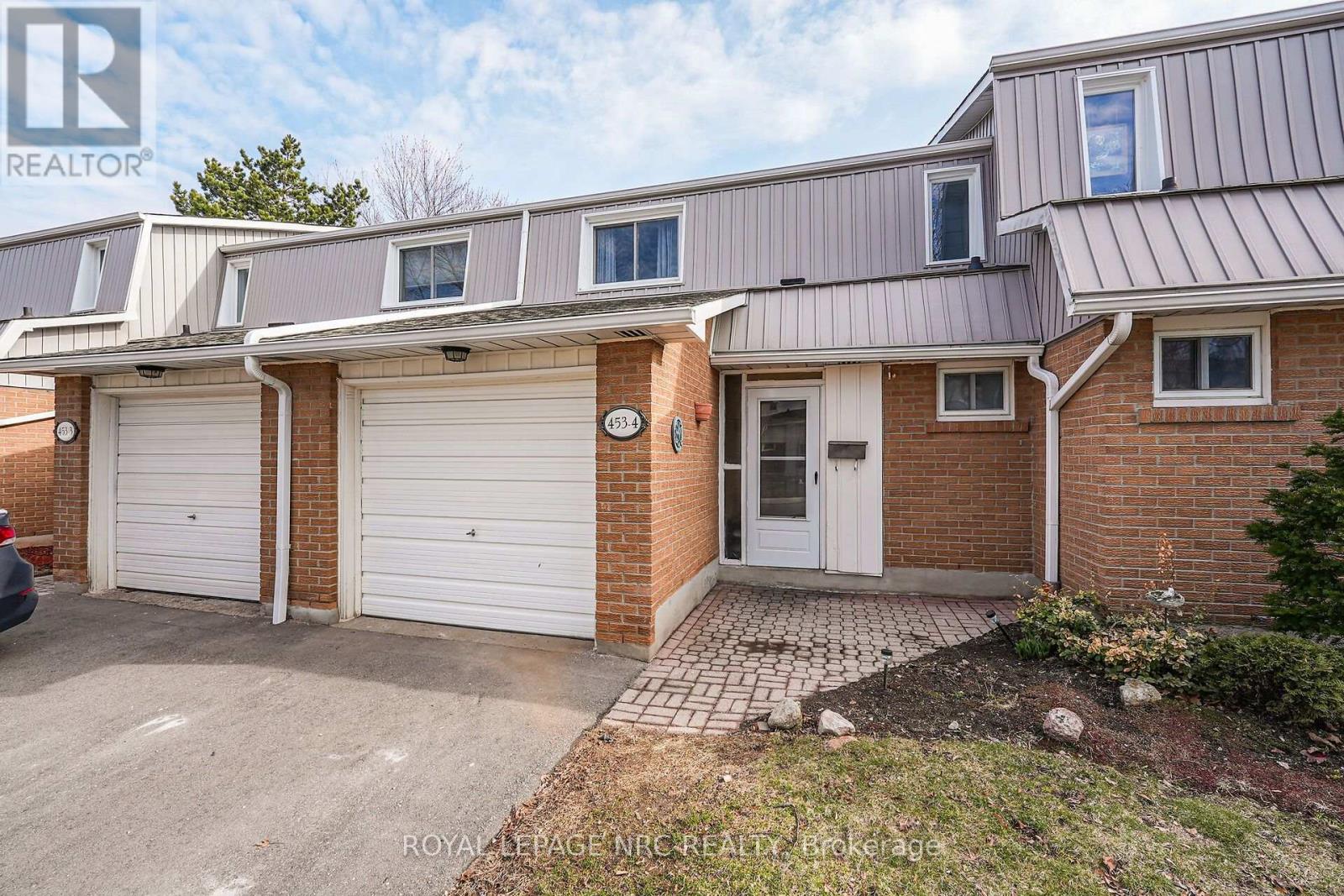 4 - 453 WOODVIEW ROAD Property Photo 1
