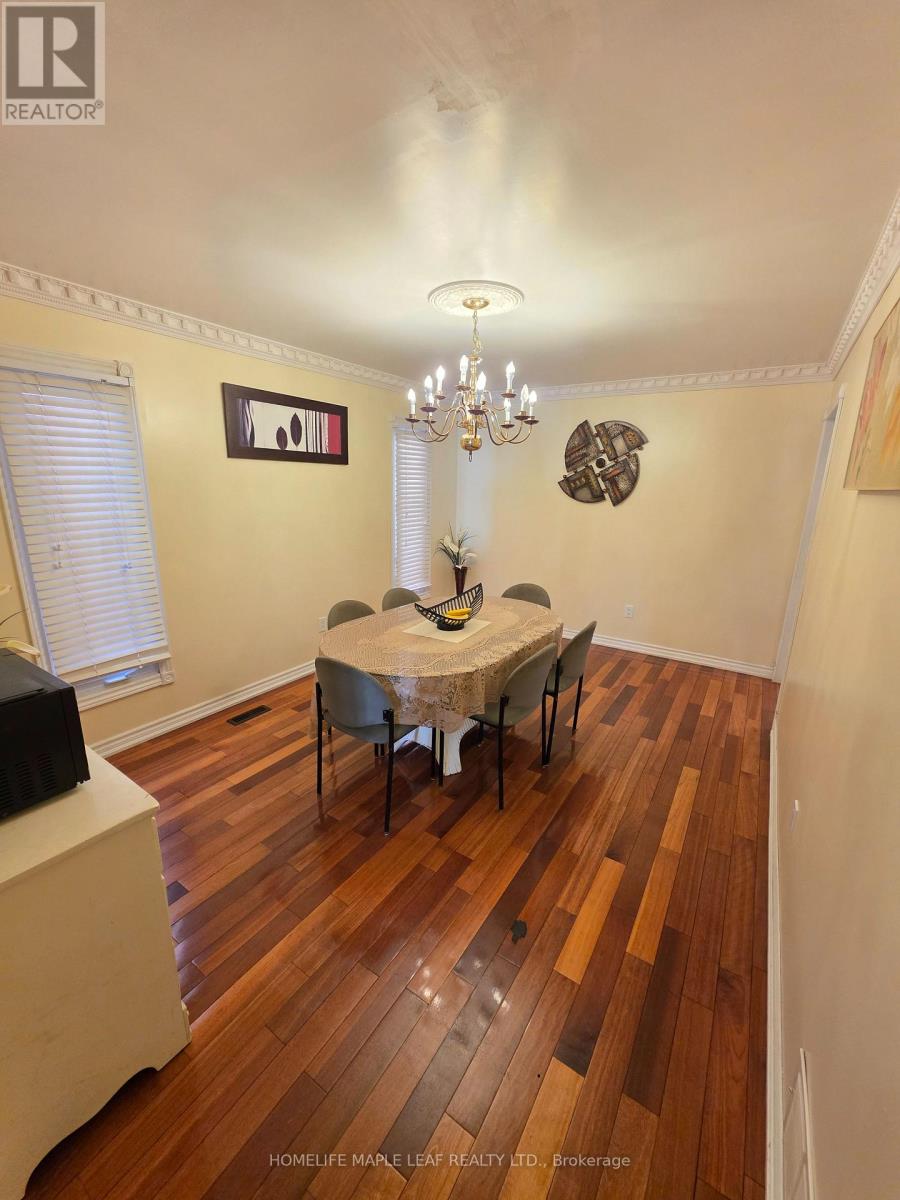 37 Coronation Circle Property Photo 11