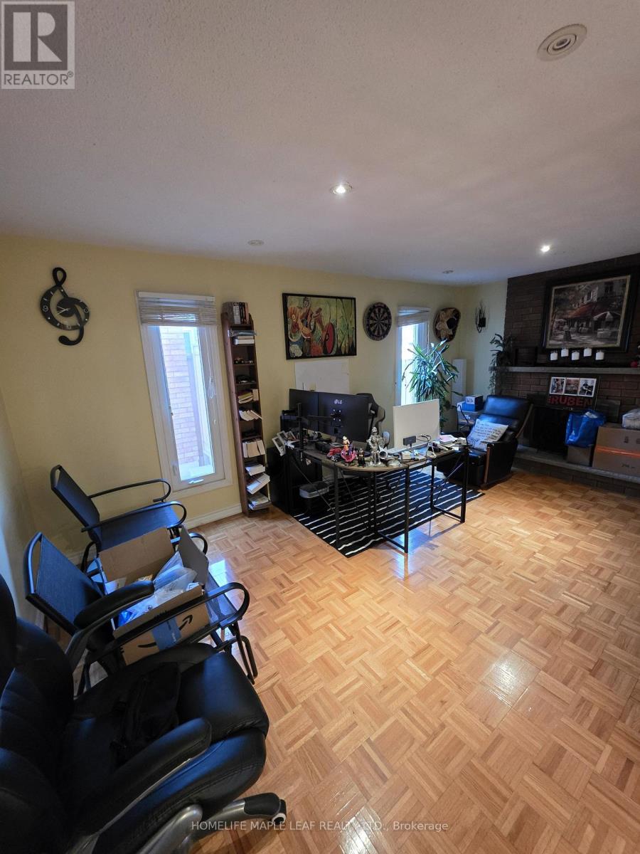 37 Coronation Circle Property Photo 15