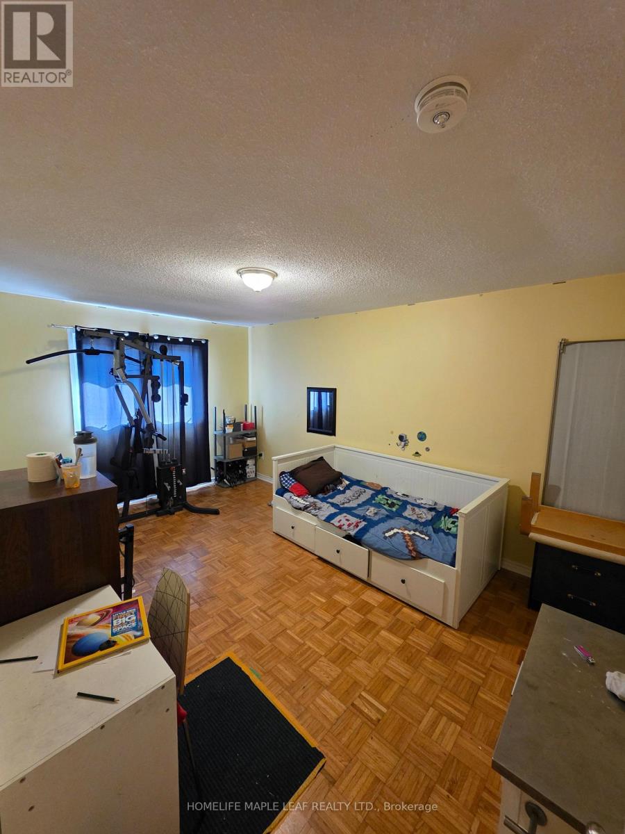 37 Coronation Circle Property Photo 29