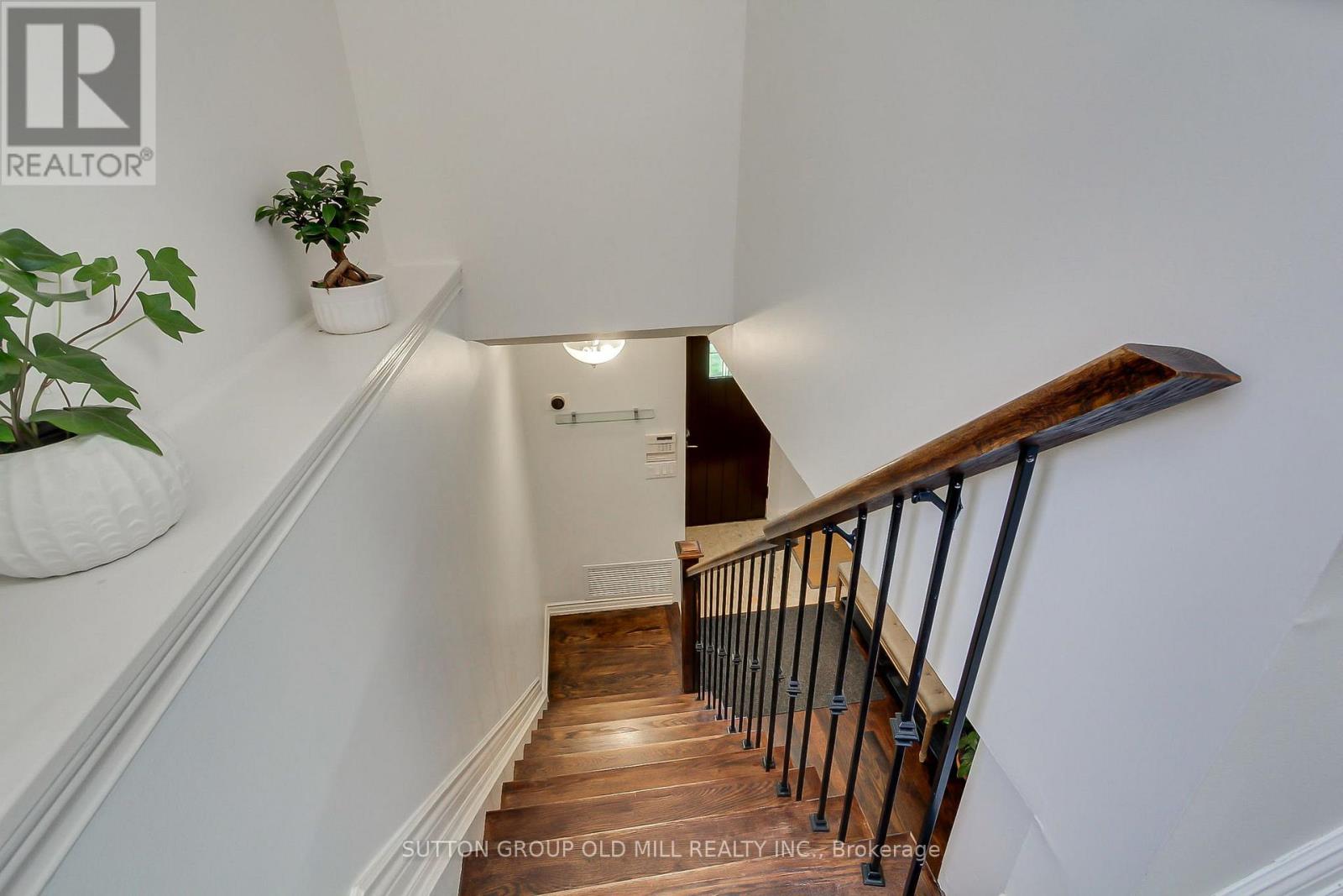 8 Lockheed Boulevard Property Photo 20