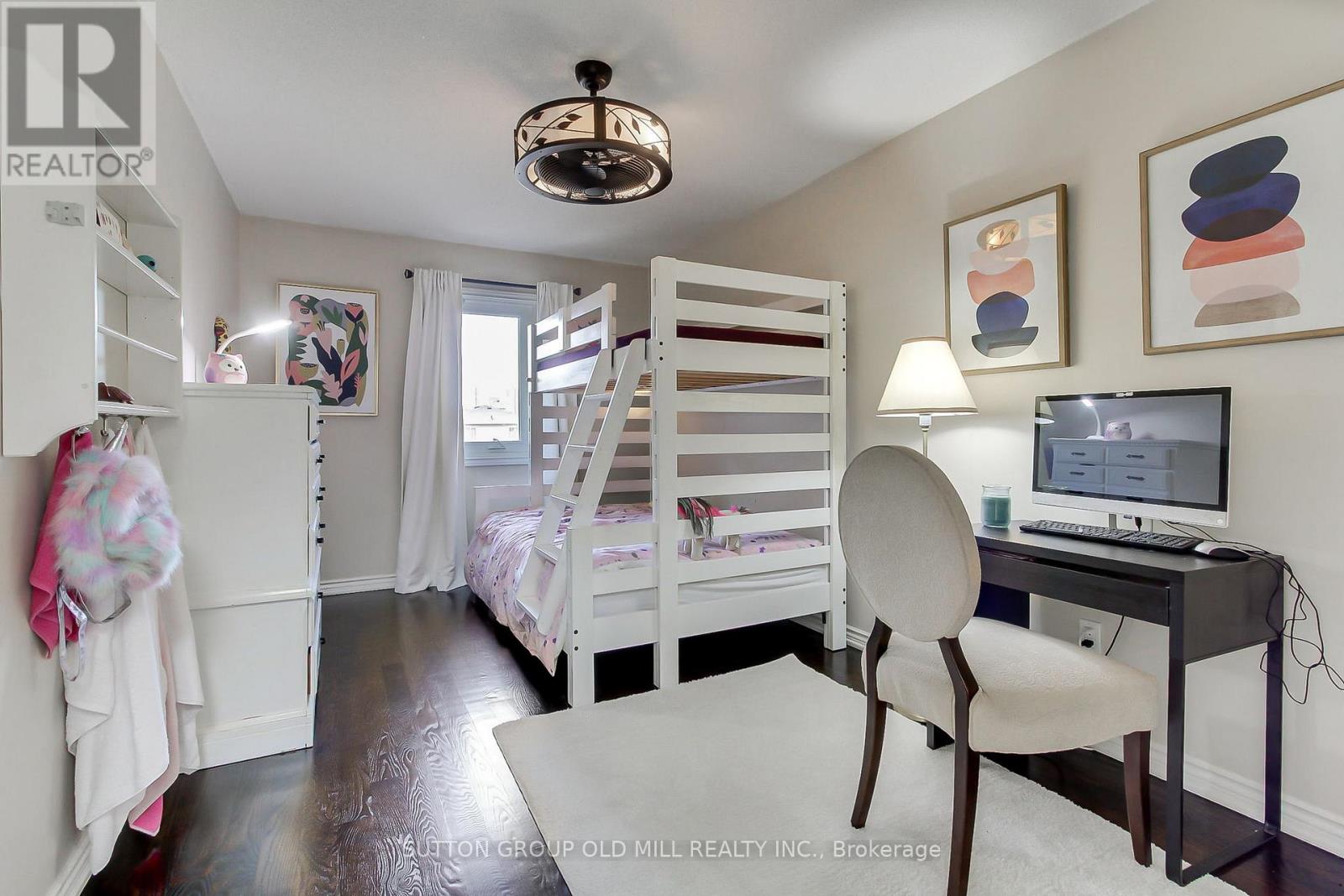 8 Lockheed Boulevard Property Photo 27