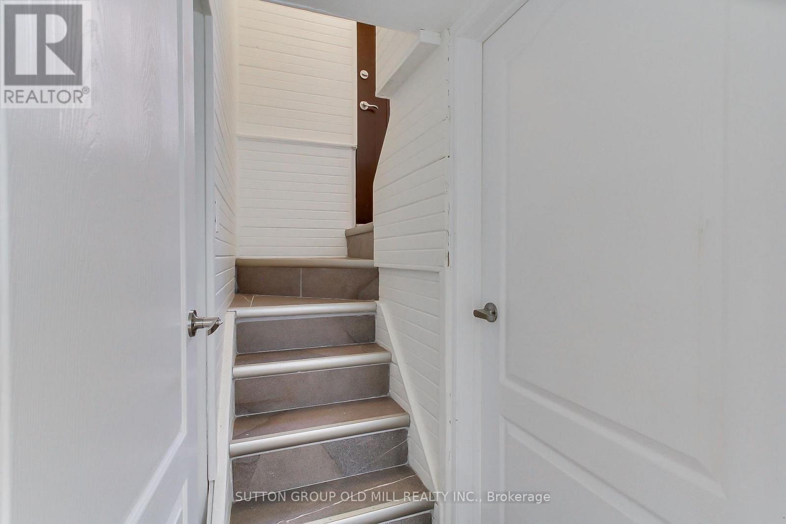 8 Lockheed Boulevard Property Photo 31