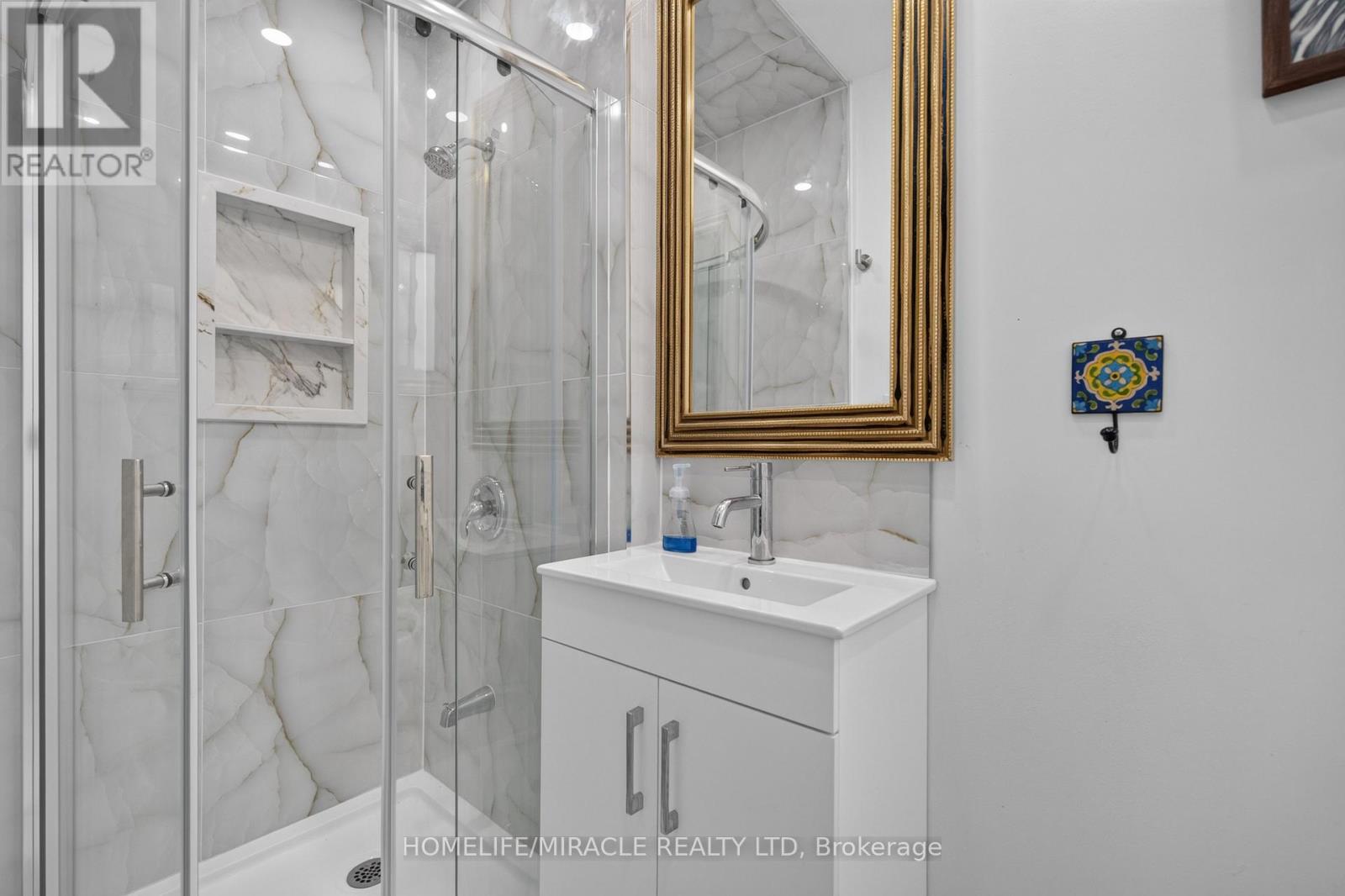 2 Jubilee Court Property Photo 32
