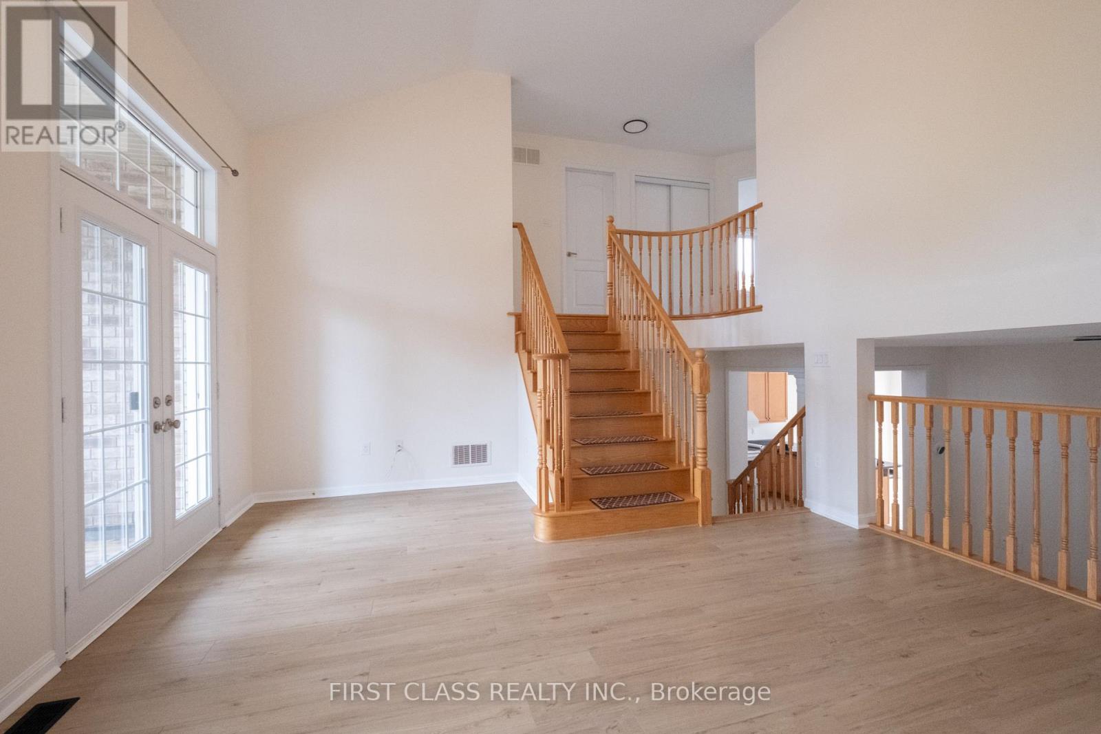 518 Wettlaufer Terrace Property Photo 12