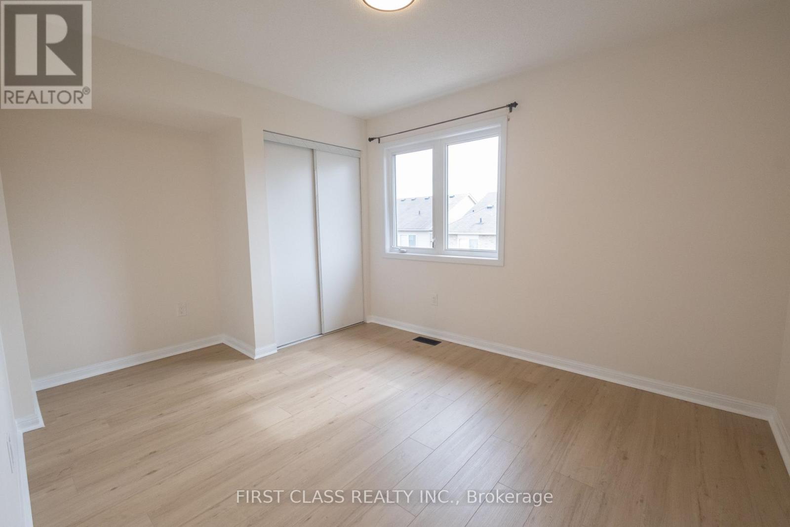 518 Wettlaufer Terrace Property Photo 21