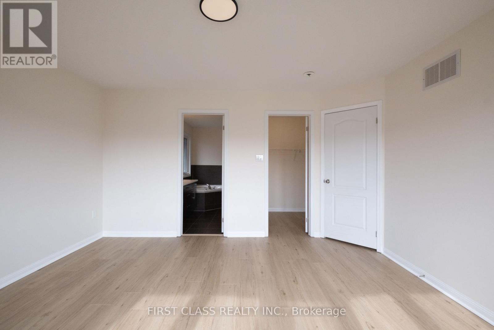 518 Wettlaufer Terrace Property Photo 23