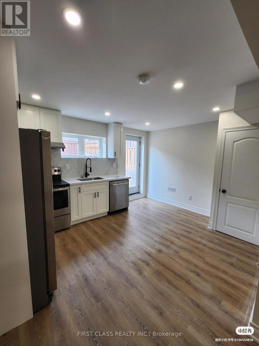 518 Wettlaufer Terrace Property Photo 27