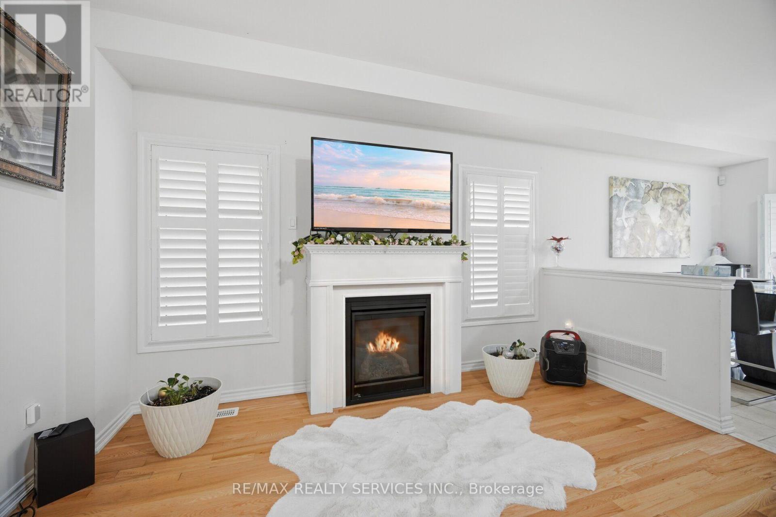 25 Yately Street Property Photo 11