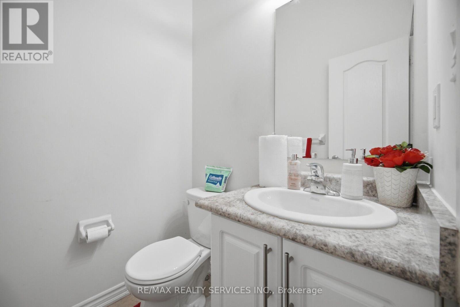 25 Yately Street Property Photo 20