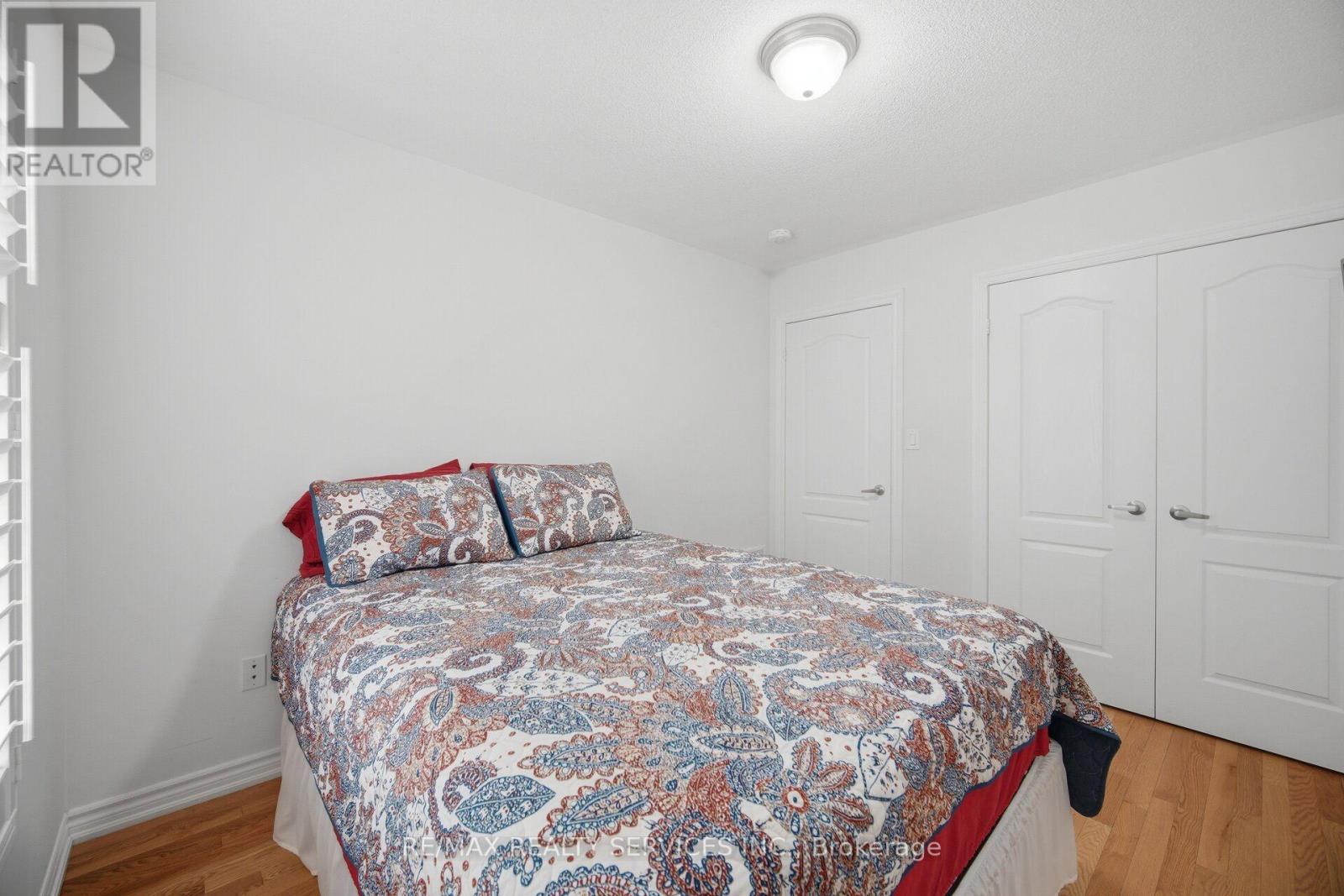 25 Yately Street Property Photo 29