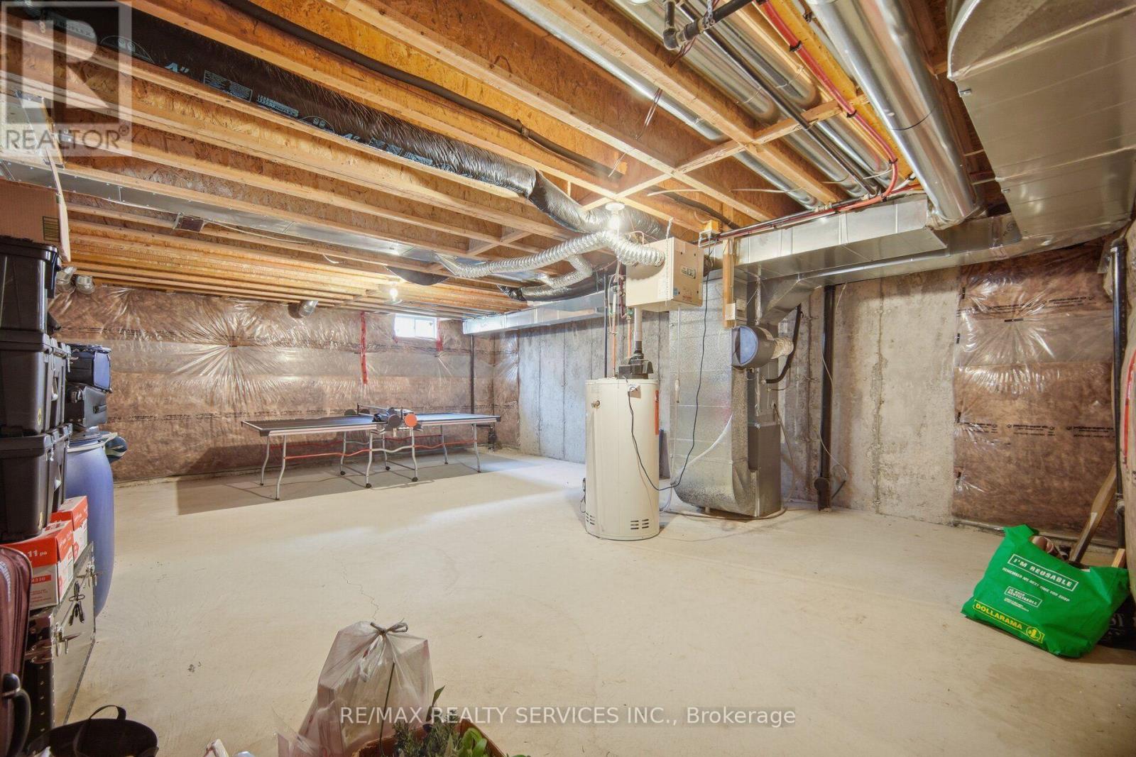 25 Yately Street Property Photo 38