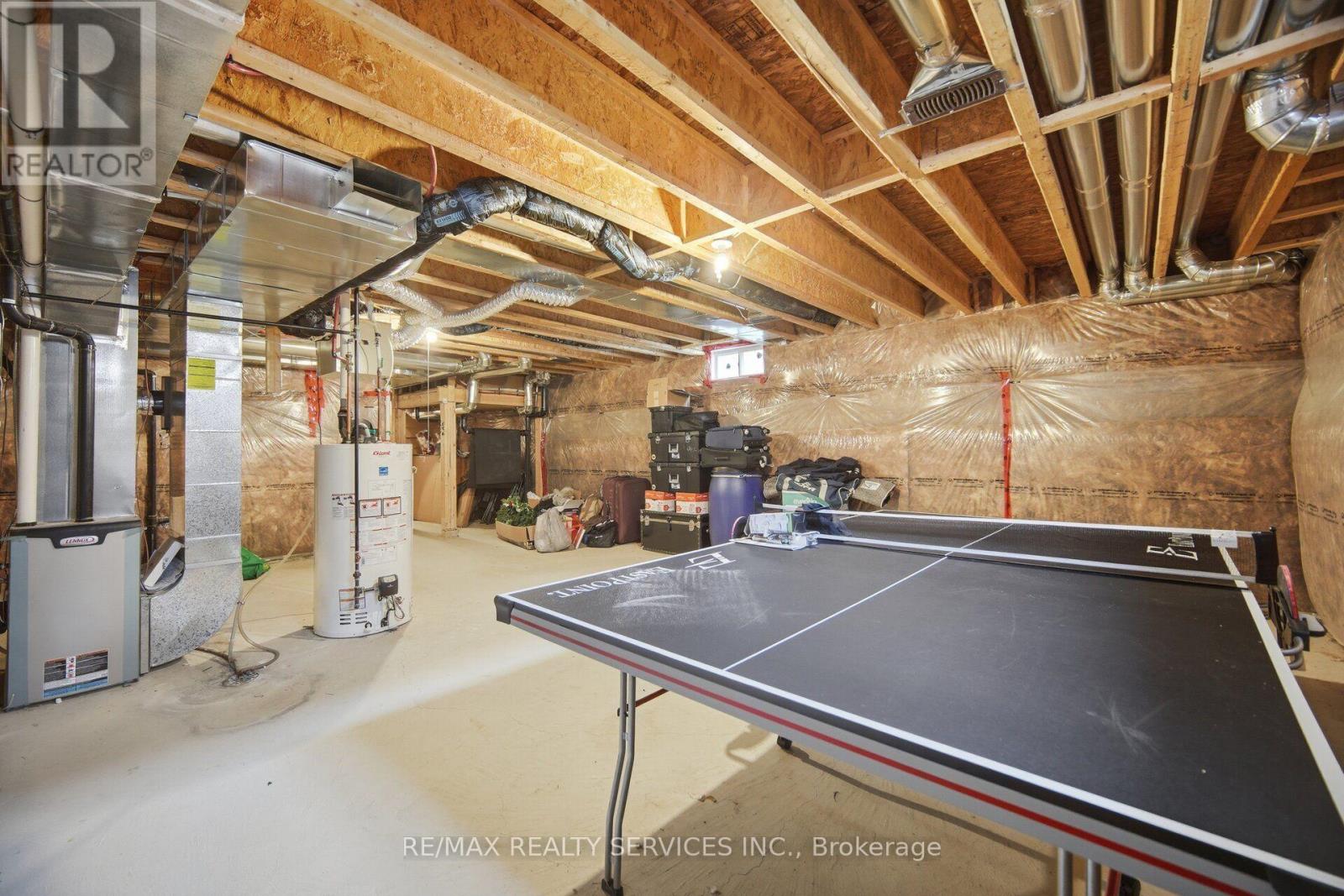 25 Yately Street Property Photo 40