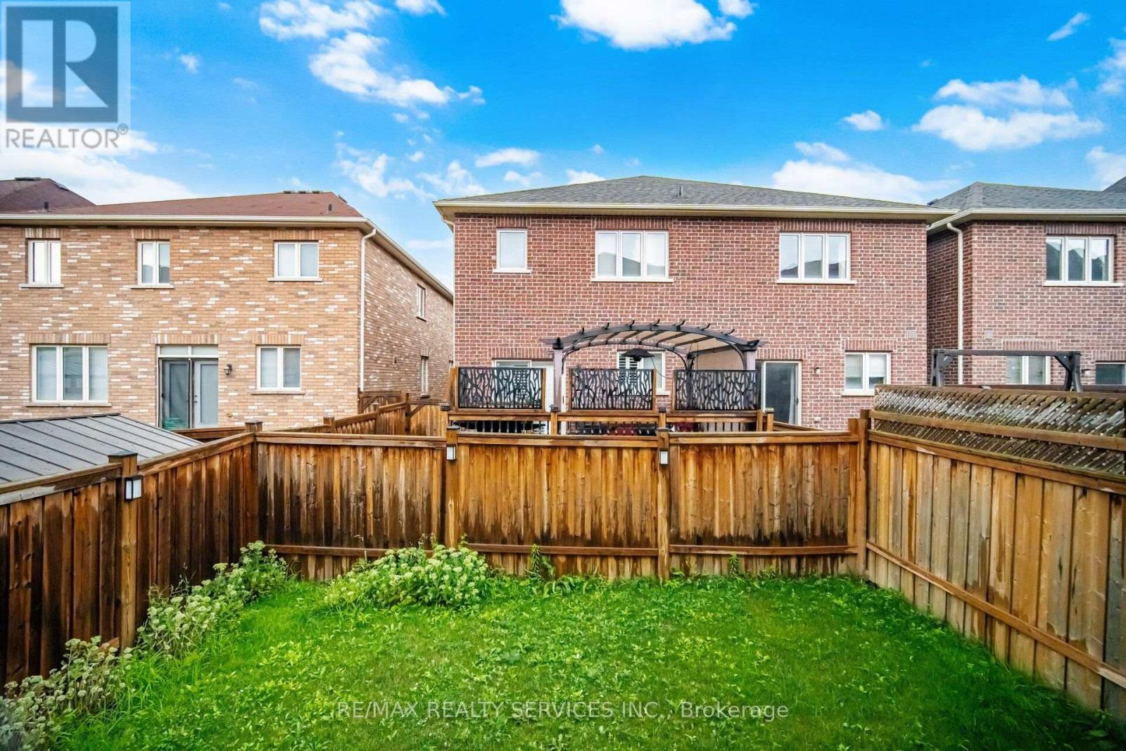 25 Yately Street Property Photo 41