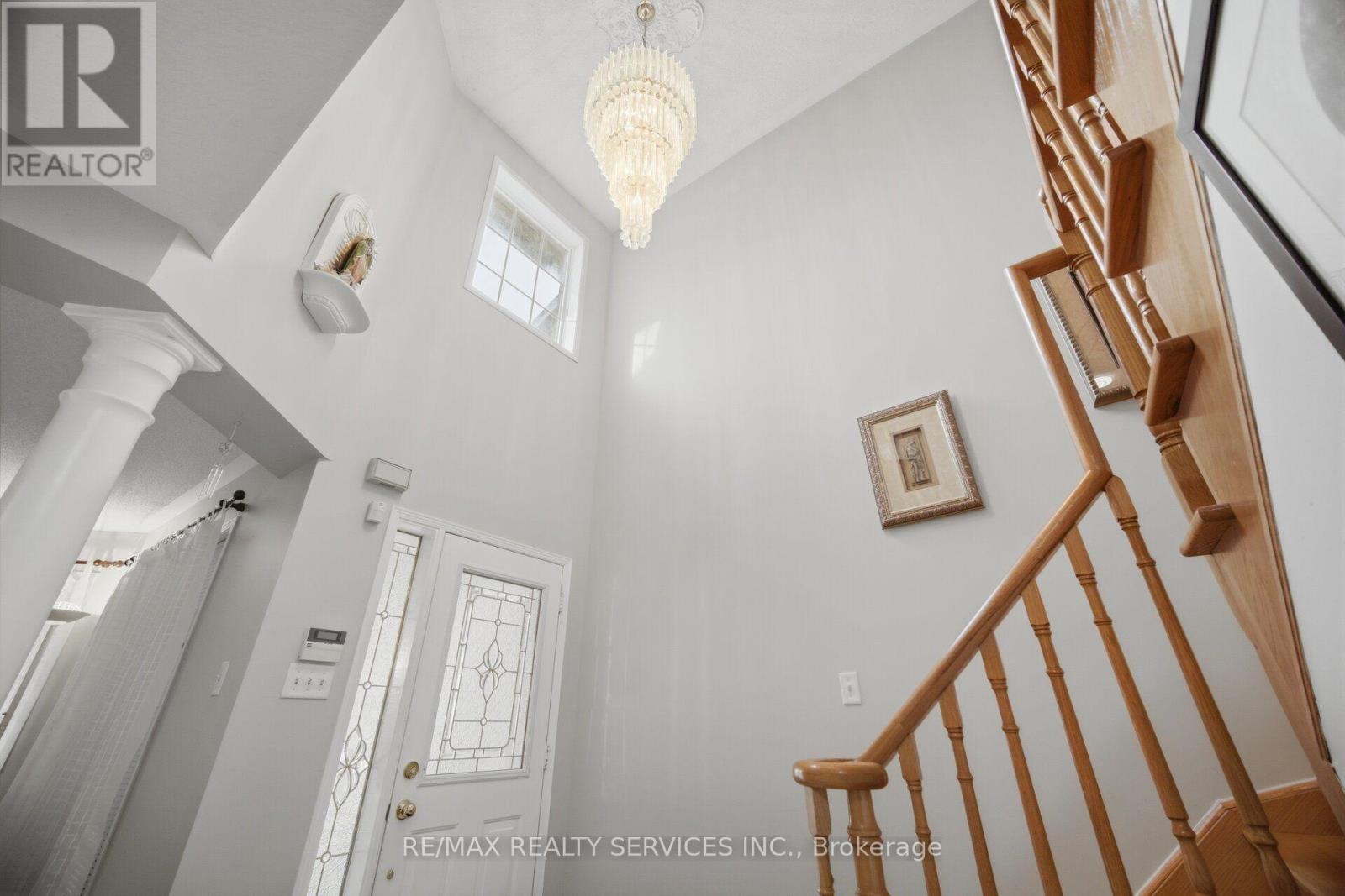 39 Legend Lane Property Photo 5