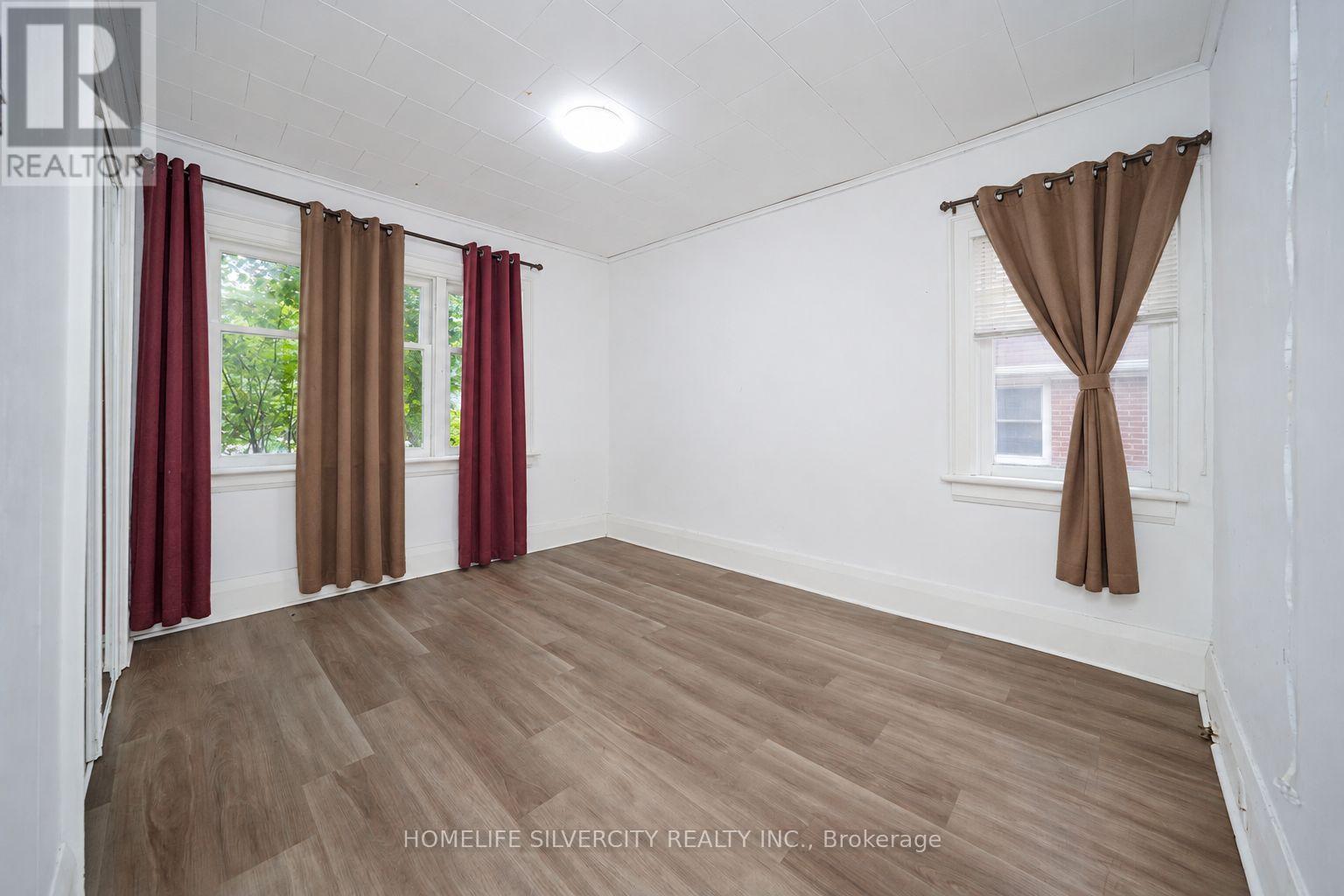 30 Woodward Avenue Property Photo 5