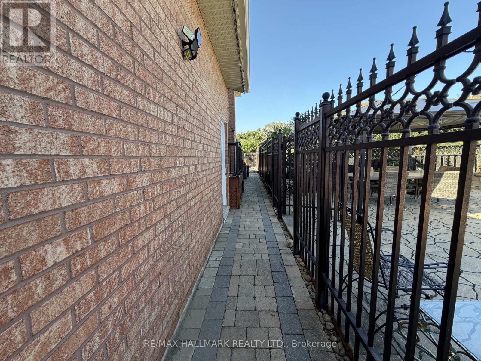 Bsmt - 190 Falstaff Avenue Property Photo 3